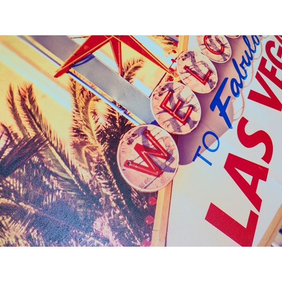 Las Vegas Canvas. SOLD - Picture 2 of 6